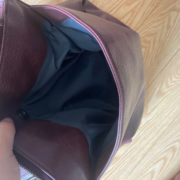 Matt & Nat Plum Shoulder Bag - Picture 4 of 4
